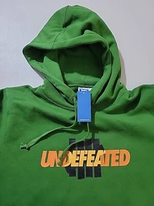 NEW Undefeated Sweater Mens Medium Green Hoodie Sweatshirt Logo Adult M NEW - Picture 1 of 7