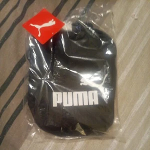 Small Puma Bag Black and white zips on top adjustable strap to your own size - Picture 1 of 2