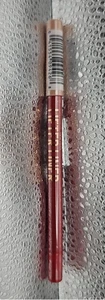Maybelline Lifter Lip Liner, personaggio principale (10) - Foto 1 di 2