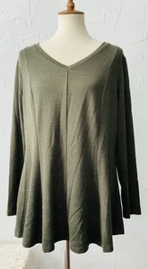 D & Co QVC Women’s Top A-line Army Green Long Sleeve Stretchy Knit USA M - Picture 1 of 10