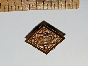Vintage General Motors Fisher Body Craftman's Guild Buttonhole Pin - Picture 1 of 3