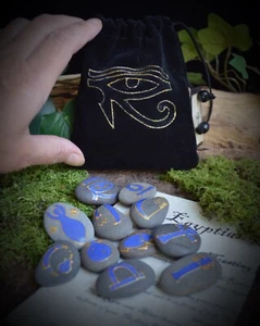 Egyptian Oracle Rune Stones Wicca Pagan Witchcraft Divination Eye of Horus Bag - Picture 1 of 3