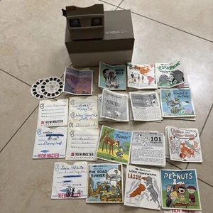 Viewmaster Projector  With Case And 20 Reels Lot - Picture 1 of 9