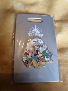 MICKEY MOUSE,DONALD DUCK,MINNIE Walt Disney Studios Pin WDS Burbank Rare - Picture 1 of 2