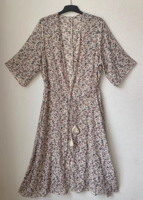 Blusenmantel / Kimono mit Gürtel, NEU Gr. 4XL, DE 52, SHEIN VCAY+ Crossbody-Bag - Bild 1 von 4