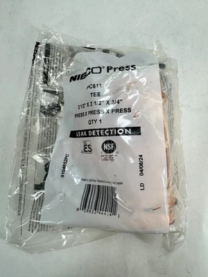 NIBCO PC611 PN: 9104852PC 2-1/2" x 2-1/2" x 3/4" PxPxP Copper Tee Press Fitting - Image 1 of 4