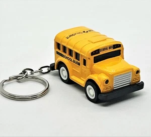 SCHOOL BUS KEYCHAIN -  Adorable Diecast Metal Bus! - Picture 1 of 3