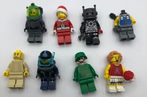 LEGO LOT OF 8 FIGURES CHEERLEADER SANTA ROBOT ARMY MAN QUIVER ATLANTIS DIVER - Picture 1 of 4