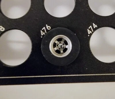 1 par de neumáticos de silicona para AFX Magna Traction / Autoworld X Traction Slot cars Foto 1 de 3