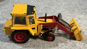 Corgi Massey Ferguson Tractor - Picture 1 of 5