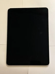 Apple iPad pro (11-inch) 2nd gen 128GB Space Gray A2228 Wifi READ slight bent - Picture 1 of 13