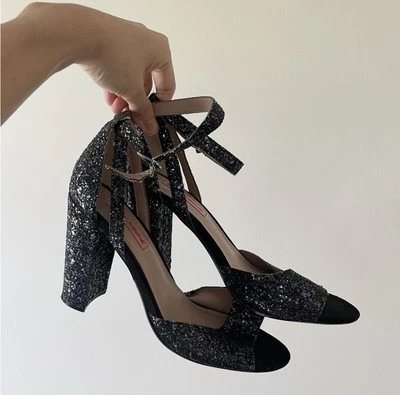 Betsey Johnson Sparkly Black Glissten Heels Size 9.5 Party Cocktail NYE Glam  - Image 1 of 4