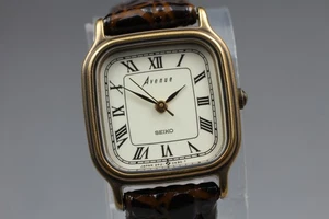 Vintage 1987 [funktioniert mit Etikett] Seiko Avenue 2P21-5D80 Roman Square Damenuhr Japan - Bild 1 von 10
