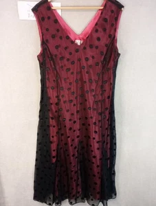 CC Country Casuals Kleid Etuikleid Plus UK 16 schwarz pink gepunktet 75% Seide Whimsigoth - Bild 1 von 14