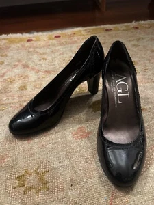 AGL Women's Black Courts - Picture 1 of 7