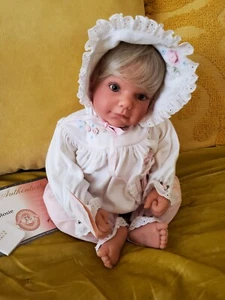 Lee Middleton baby doll (Ring Around the Rosie) Original Signed - Picture 1 of 17
