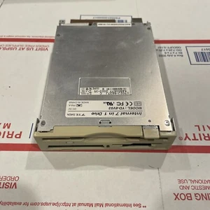 7-in-1 USB 2.0 Internal Digital Media Reader/Writer Model YD - 8V03 - Picture 1 of 5