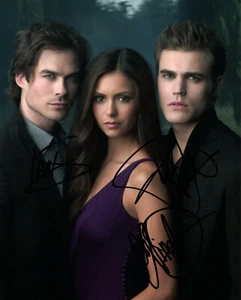 Vampire Diarios Cast Ian Somerhalder Nina Dobrev Paul Wesley Autógrafo Autograph - Imagen 1 de 1