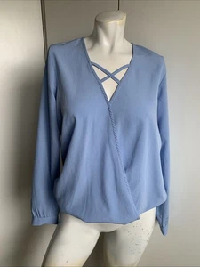 Venus size 4 blue faux wrap pullover V-neck long sleeve blouse  - Picture 1 of 4