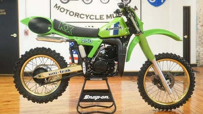 1982 川崎 KX  — 第 1/4 张图片