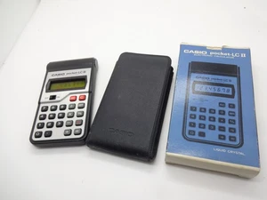Calculadora de bolsillo Casio LC II - Años 70 - Pantalla defectuosa - Imagen 1 de 3