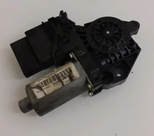 VW TOURAN OSR REAR RIGHT DRIVER SIDE ELECTRIC WINDOW MOTOR 0130821566 - Picture 1 of 2
