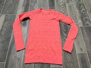 LULULEMON Rest Less Pullover Tech Shirt Coral Cable Textured Long Sleeve Size 4 - Picture 1 of 4