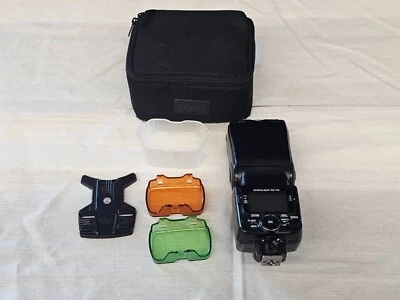 Nikon Camera Speedlight Digital Flash Unit SB-700 Shoe Mount - Image 1 of 4