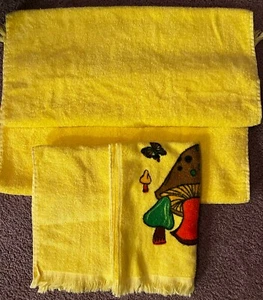 Cañón amarillo 2 tamaño completo 1 toalla de mano lisa 1 toalla de mano de champiñón vintage - Imagen 1 de 17