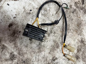 1995 Tigershark Daytona 640cc Jet Ski 	Regulator Rectifier 3008-335 - Picture 1 of 3