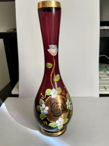 Vintage Amethyst Glas Knospen Vase Goldrand erhaben Emaille Blumen Norleans Japan - Bild 1 von 3