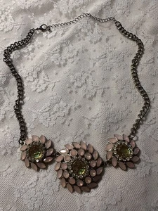 Elegante rosa und goldfarbene florale Halskette Modeschmuck Vintage - Bild 1 von 7