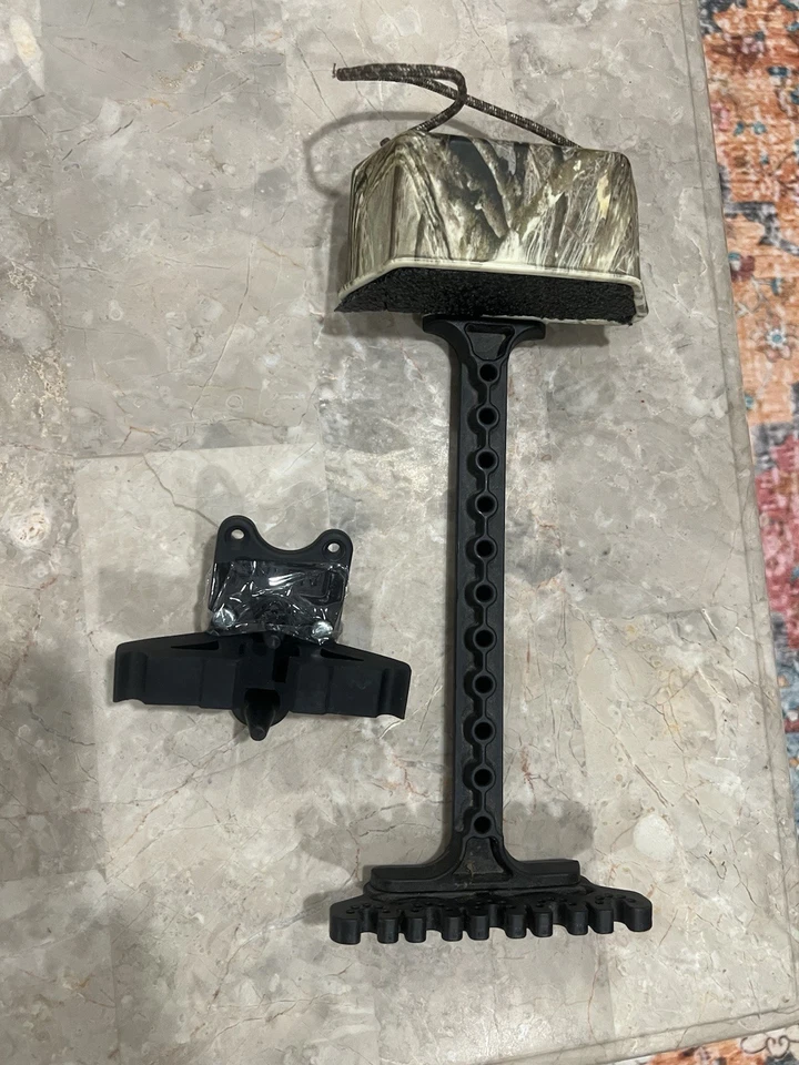 Alpine 5 Arrow Soft Loc Quiver - Image 1 of 3