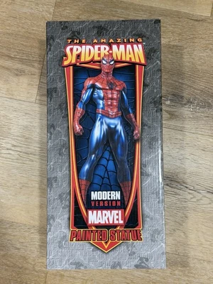 Estatua Bowen Designs The Amazing Spider-Man versión moderna 1104/1125 en caja original Foto 1 de 4