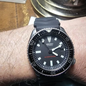 Seiko 7002 7039 Divers 200m, 17 Jewels, New Seiko Band Black Working Pre-owned - Picture 1 of 23