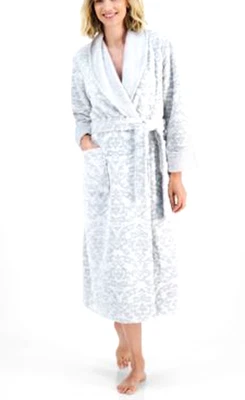 Bata de felpa en relieve para mujer Charter Club talla XL/XXL plateada al por menor $79,50 Foto 1 de 4