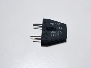 TIL139 Texas Instruments Reflective Optoswitch Phototransistor Output MODULE-4 - Picture 1 of 4