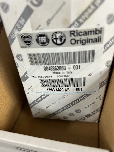 RAM PROMASTER 1500-3500 LH CERRADURA PALANCA PUERTA CARGA TRASERA (68095820AB) NUEVO OEM Foto 1 de 1