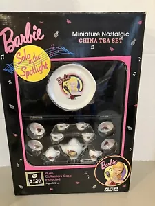 Barbie "Solo sotto i riflettori" set da tè cinese nostalgico in miniatura - Foto 1 di 6