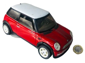 Model Toy Car Mini Cooper Red No 9851 Welly 1-18 Scale ra - Picture 1 of 11