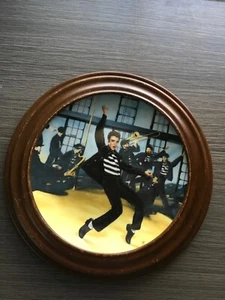 ELVIS PRESLEY “Jailhouse Rock Limited edition Plate With Wooden Frame 11 1/4” - Picture 1 of 5