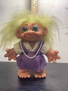 Vintage Mädchen Troll Bank 7" groß, 1961, gelbe Haare, grüne Augen, Dänemark - Bild 1 von 5