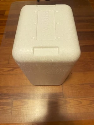 ProPak Insulated Shipping Cooler 16" x 11" x 9" outside,  12" x 8" x 6" inside - Image 1 of 4