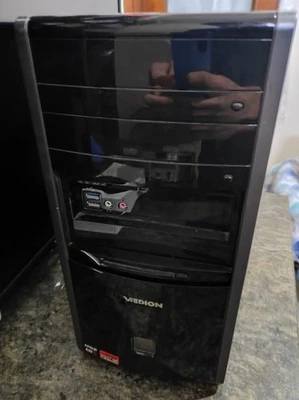 Pc Desktop Medion Mt 14 No Cpu No Ram No Hdd - Image 1 of 4