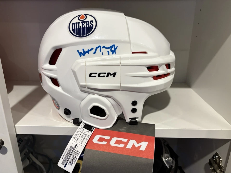WAYNE GRETZKY #99 Signed Full Size Authentic NHL Edmonton Oilers Helmet PSA AUTO - Image 1 of 4