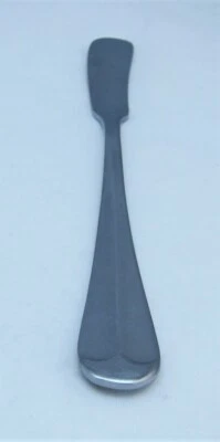 Cuchillo de mantequilla maestro recto Oxford Hall de acero inoxidable JAMESTOWN/SAGAMORE  Foto 1 de 4