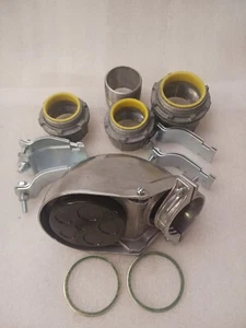 2" Electric Service Rain Head With Insulated Threaded Entry Couplings(W) - Picture 1 of 6