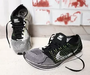 SCHWARZ WEISSE NIKE FLYKNIT RACER TRAINER GELB FLASH/HYPER CRIMSON UK 7 EUR 41 - Bild 1 von 6