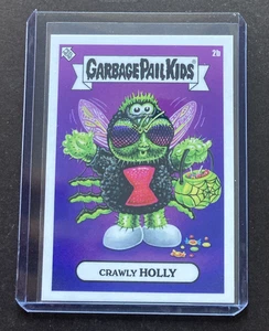 2025 Topps GPK Oh The Horror-ible Crawly Holly SSP #2b - Foto 1 di 2