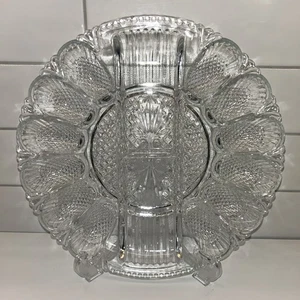 Vintage LE Smith Clear Heavy Glass Deviled 12 Egg Plate Relish Tray - Picture 1 of 7